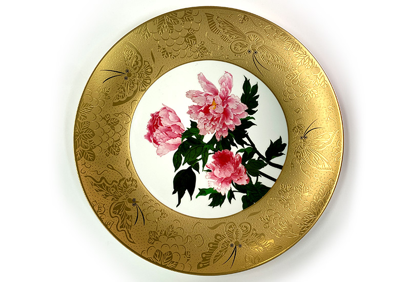 D50金彩蝴蝶牡丹瓷盤